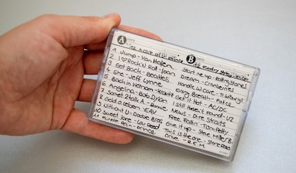 Pour la conception, j'ai été paresseux. Michelle a écrit les morceaux sur la pochette après coup.