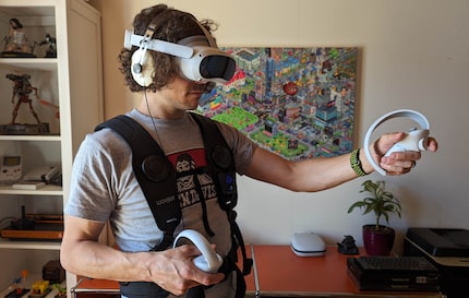 En combinaison avec la VR, le port du gilet est le moins gênant, hormis la chaleur.
