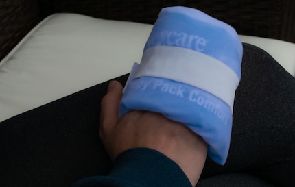 Nous avons utilisé le pack sur les jambes, la tête et la main : il s’utilise même sur les enfants qui ont la bougeotte.
