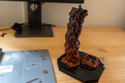 Une fois la première jambe de Chewbacca construite, j’avais perdu l’envie de continuer.