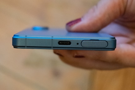 La mémoire interne peut être étendue via microSD.