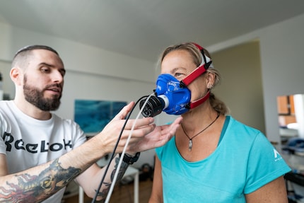 Grâce à la spiroergométrie, Gregory peut analyser le fonctionnement de mon métabolisme dans différents états d’effort.