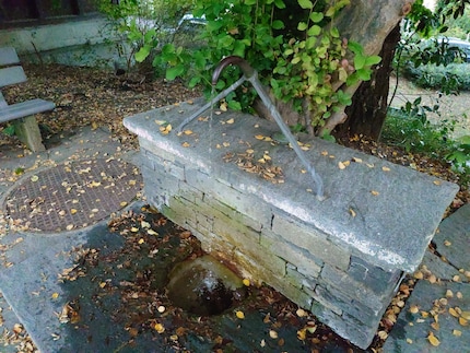 Ici, j’ai réglé une ISO de 6400 avec un temps d’exposition de 1/1000 de seconde. Cela donne l’effet de l’eau qui stagne dans l’air ou qui goutte lentement.