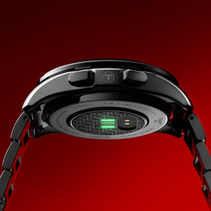 La nouvelle Tissot Smartwatch intègre pour la première fois un cardiofréquencemètre.