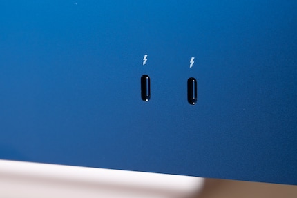 Deux ports USB-C, c’est tout. Il n’y a pas d’autres ports au dos de la version de base de cet iMac. Je trouve cela trop peu.