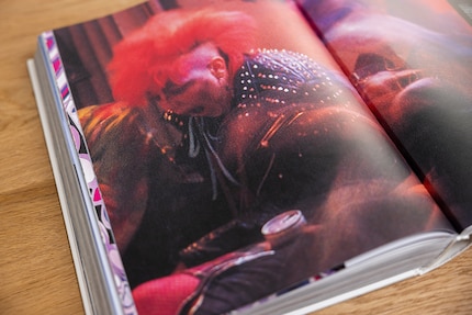 Punks in London’s King’s Cross pub, 1987. Photo by Gavin Watson, published in the book Fashion History from the 18th to the 20th Century.