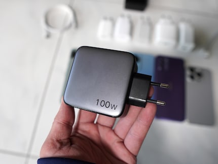 La vitesse à laquelle vous pouvez charger votre appareil mobile avec un chargeur de 100 watts dépend de nombreux facteurs.