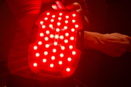 Les LED à lumière rouge visible et invisible favoriseraient la récupération et la guérison.