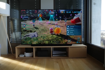 1080p sur 77 pouces : pas optimal.