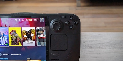 Pour une console de jeu PC sérieuse, les pavés tactiles sont un must.