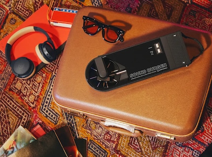 Retro design with modern functions: The Soundburger scores with curiosity.