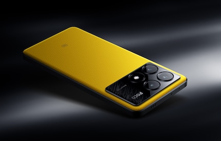 Le X6 Pro est également disponible avec un dos en similicuir jaune.