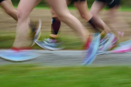 Faire du sport en groupe est motivant.