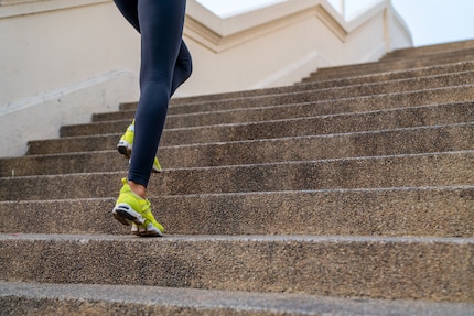 Grands objectifs, petits pas : si vous augmentez régulièrement votre niveau d’entraînement, les choses vont s’améliorer sur le plan sportif.
