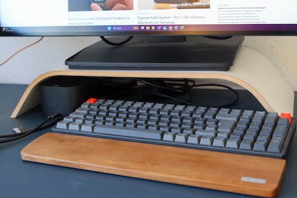 If I moved the docking station, my keyboard would fit under the monitor. However, the cables wouldn’t be hidden as nicely anymore.