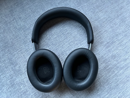 Fins, légers et plein de place pour les oreilles.