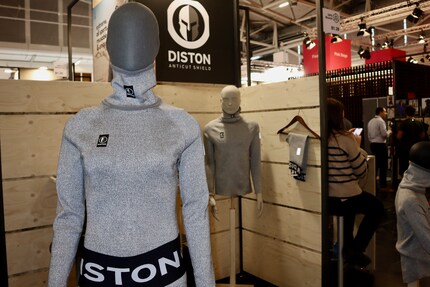 Des vêtements extensibles et fonctionnels avec des propriétés anti-coupures.