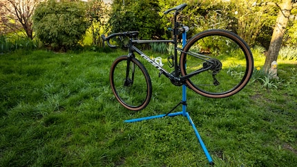 Les flancs colorés du «G-One R» de Schwalbe lui donnent un look rétro du plus bel effet.