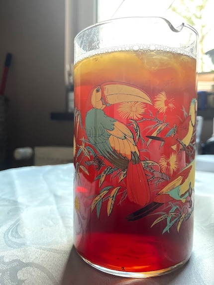 L’allure n’a pas beaucoup changé après la fermentation, seul le scoby a grandi.