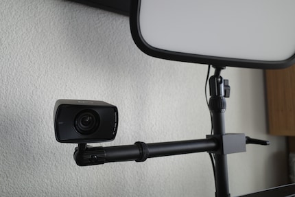 La webcam est parfaitement positionnée.