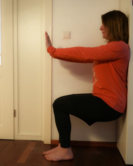 The side of a large cupboard is also a good alternative if you can’t find a free wall.