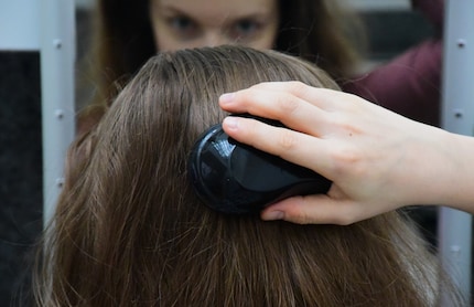 Brosser avec une brosse Tangle Teezer, c’est mieux que brosser sans brosse Tangle Teezer. Essayez de répéter cette phrase plusieurs fois de suite !