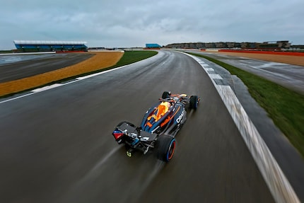 La nouvelle RB20 sur le circuit de Silverstone