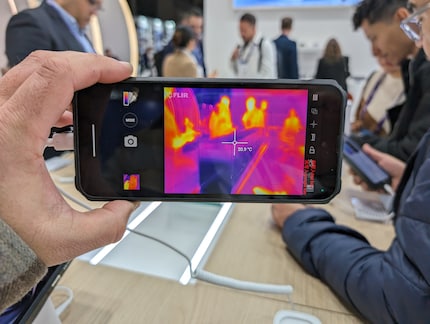 Le BL9000 Pro intègre une caméra thermique Flir.