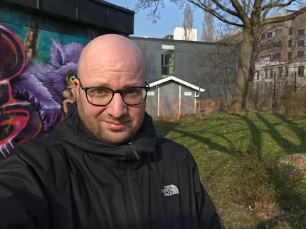 Les selfies sont parfaits, tant qu’on n’est pas à contre-jour.