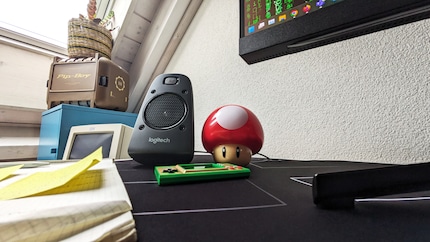Sans mon bloc-notes, je suis perdu. Et derrière ce dernier se trouve mon coin récompenses. Chaque fois que j’ai bien fait quelque chose, j’appuie sur le champignon et, comme dans Mario, il s’illumine et fait un bruit rigolo.