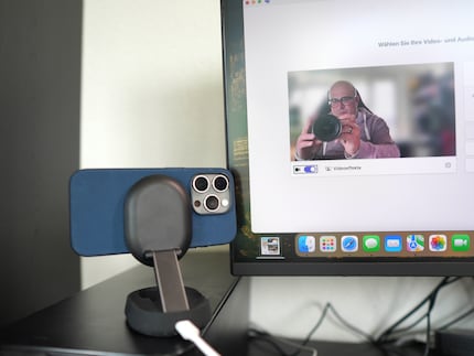 L'iPhone, associé à un Mac, devient une webcam sans fil.