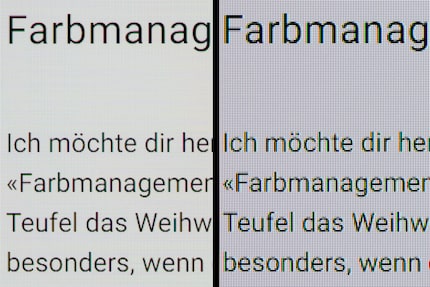 Une image agrandie de texte sur le site web de Digitec avec la mise à l'échelle standard de Windows. Grâce à la densité de pixels de 140ppi, les caractères apparaissent beaucoup plus nets sur l'AW3225QF (à gauche) que sur un OLED de 110ppi (à droite).