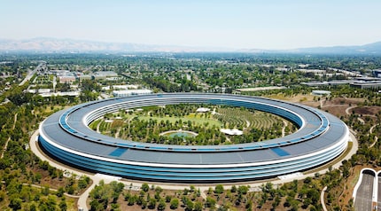 At the Apple campus in Cupertino, the lawyers currently have a lot to do.