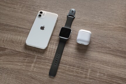 iPhone, Apple Watch and AirPods harmonise perfectly. But only among themselves.