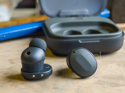Les Fairbuds offrent une qualité audio correcte, mais pas excellente.