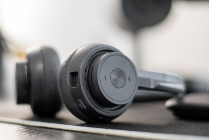 As I’m often in meetings, it’s important my headset’s comfortable to wear.