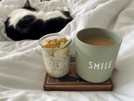This is the way to live: vegan overnight oats with oat milk coffee for breakfast.