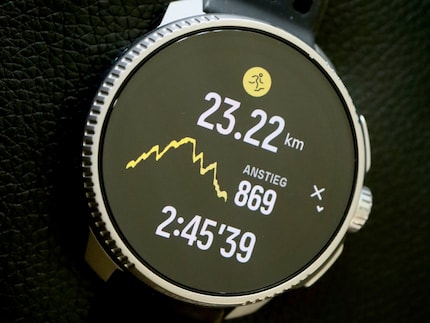 L'écran lumineux et l'affichage graphique simple sont des points forts évidents de la montre.