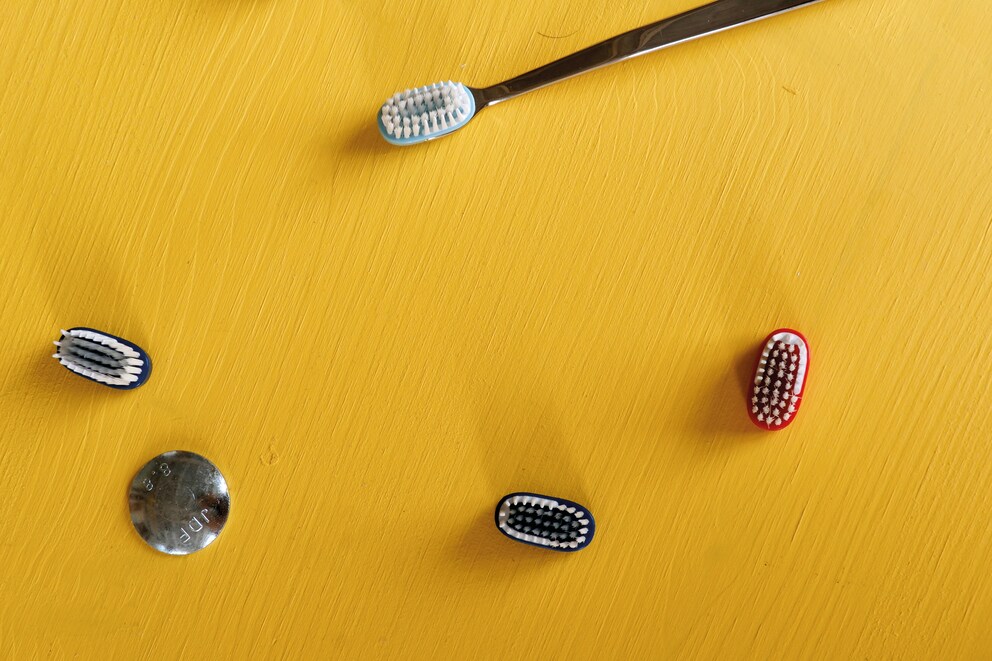 Une brosse à dents qui attire le regard : la brosse à dents Berninox est parfaite pour ceux qui aiment le design minimaliste.