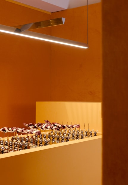 Le service « Aperitivo » d’Ananas Ananas a été conçu pour les aliments.