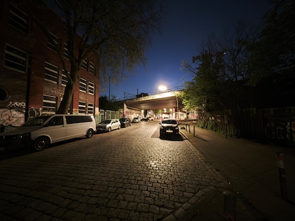 Caméra ultra grand angle avec mode nuit.
