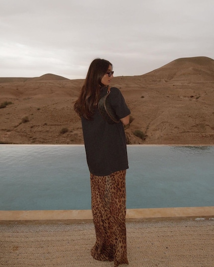 Un t-shirt oversize couvrira les parties les plus importantes.