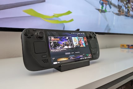 Pourquoi ne pas brancher la console portable Xbox sur un téléviseur comme le Steam Deck ?