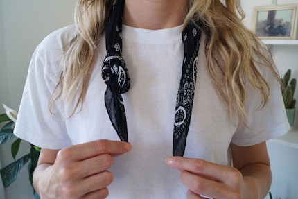 Tie a loose knot.
