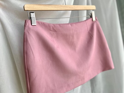 Ce skort ressemble à une minijupe ordinaire.
