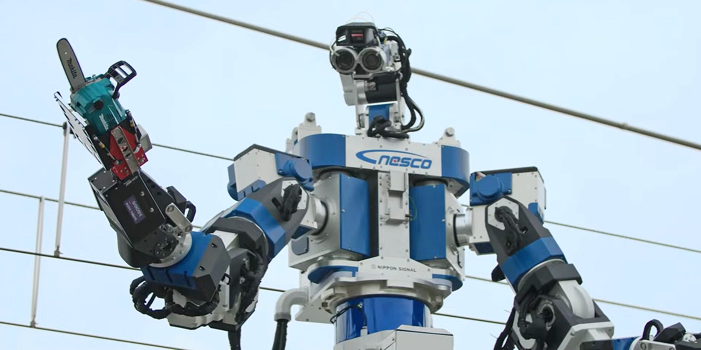 Robot colossus maintains Japanese railway lines - Galaxus