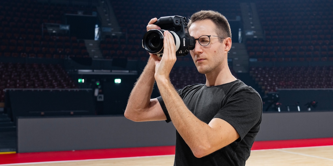 Canon EOS R1 en main - Galaxus