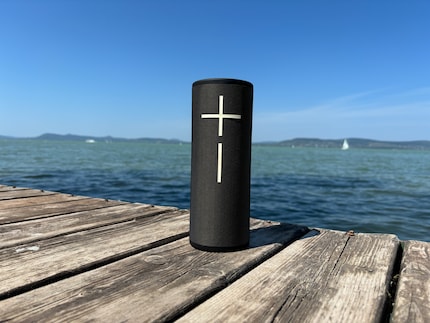 Appuyez sur plus et moins en même temps pour connaître le niveau de charge.