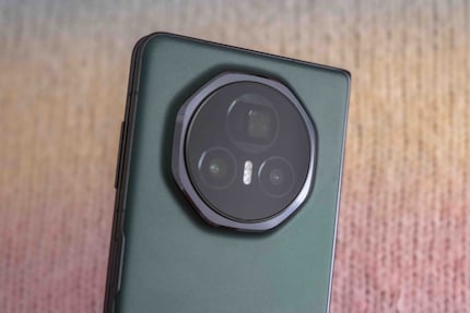 The cameras have been slightly improved. The new octagonal camera module is also visible.