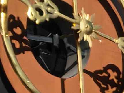 The 100x zoom is definitely not useful.